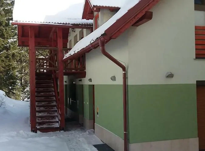 Appartement Hudinja 111 *